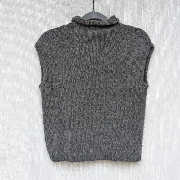 CIVIDINI Cashmere Gray Knit Cashmere High Neck Sleeveless Italy Sweater, size 44 - Picture 1 of 6